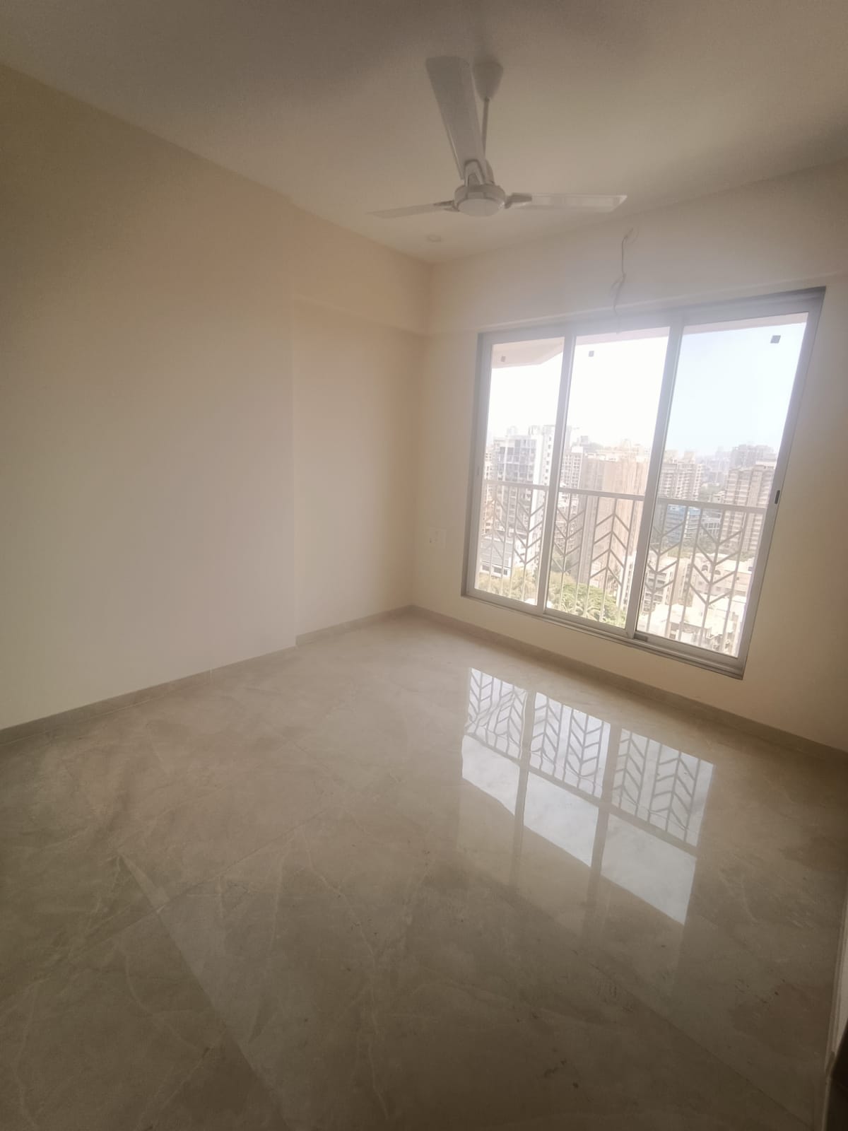 Premium 2 BHK for Sale in Borivali West — Photo 8